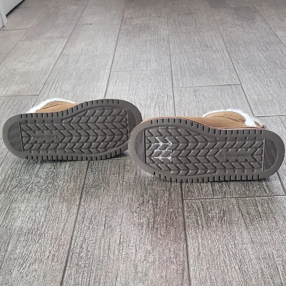 Koolaburra By UGG Koola Ultra Mini Platform tan suede boots with fur - Picture 9 of 10